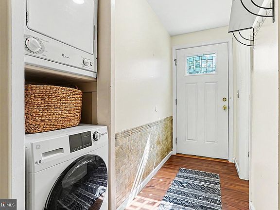 4th image of 840 Lisburn Rd APT C