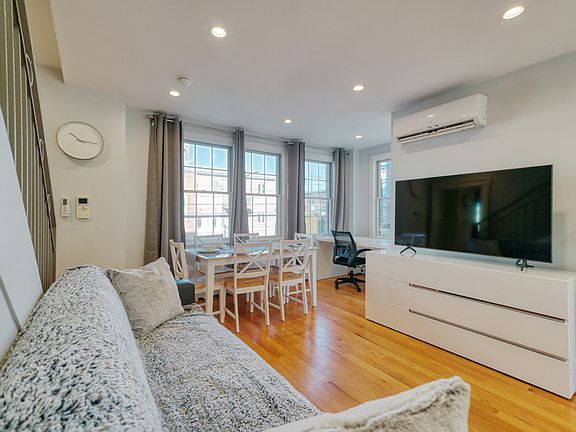 4th image of 23-13 32nd St #2