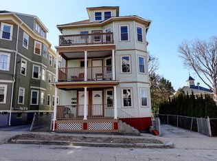 47 Carrington Ave FLOOR 3, Providence, RI 02906