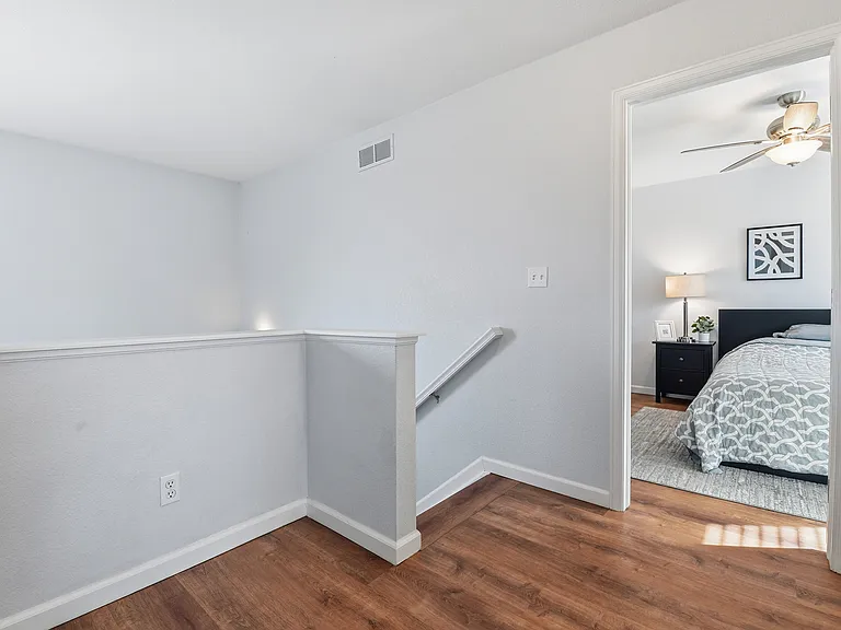 1706 Lake Shore Pl — Photo 15