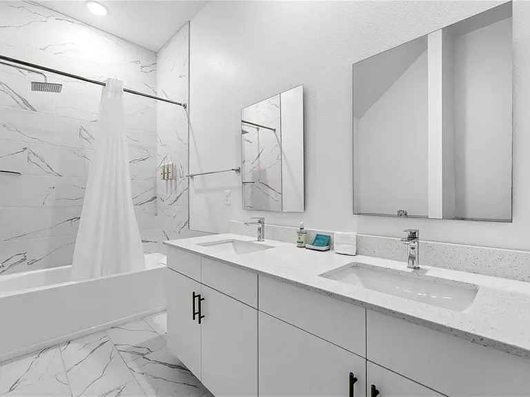 396 Famagusta Dr — Photo 8