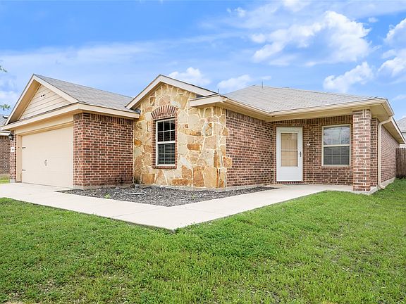 2nd image of 2058 Enchanted Rock Dr