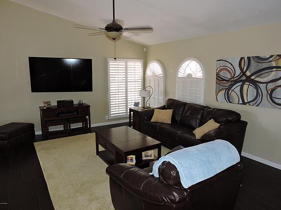 2nd image of 7657 W Dahlia Dr