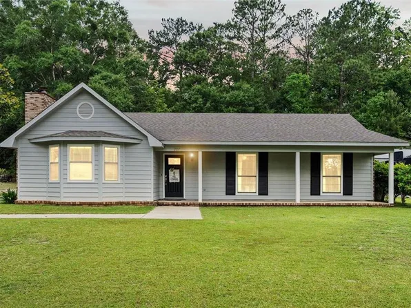 207 Chase Dr, Saraland, AL 36571