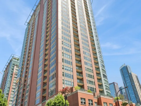 415 E North Water St APT 806, Chicago, IL 60611