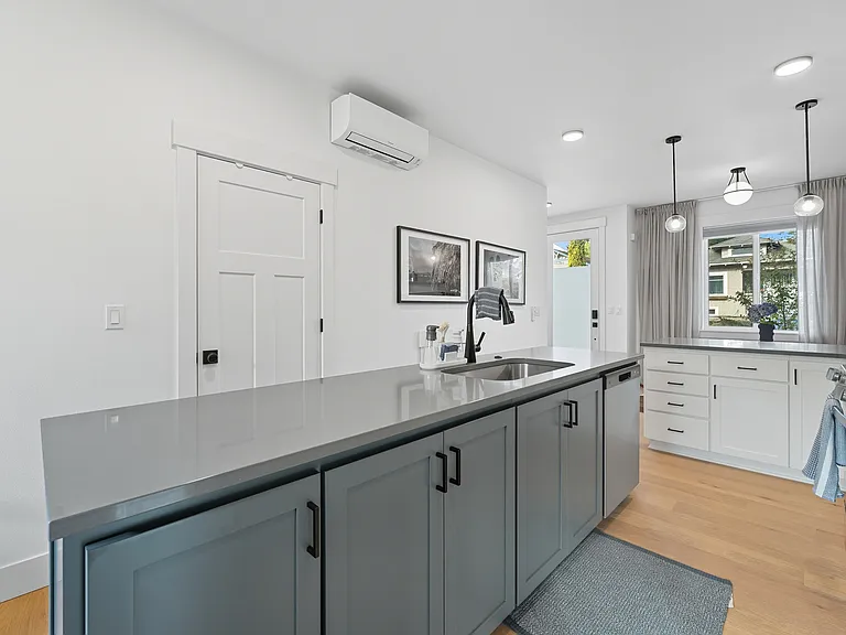 330 NE 58th Ave — Photo 19