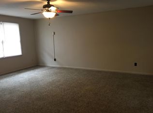 315 E Culton St APT B, Warrensburg, MO 64093