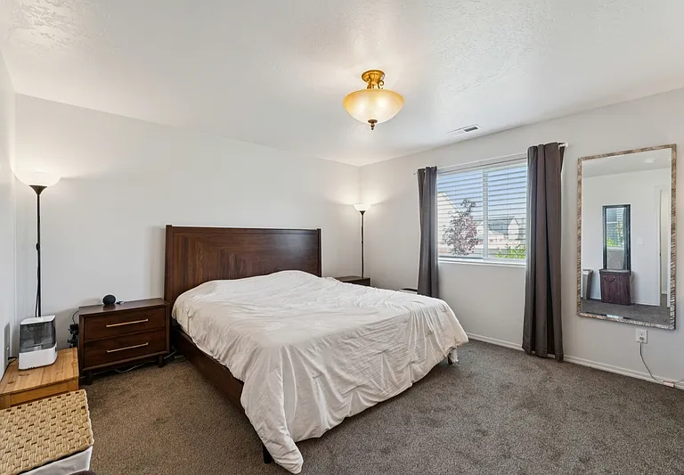 8316 E Conant St — Photo 16
