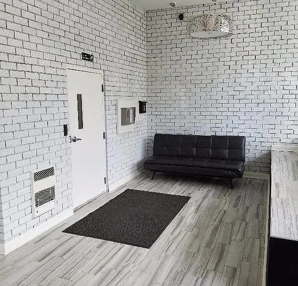Whitney Manor — Photo 14
