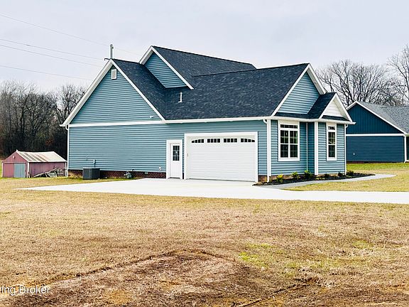 3rd image of 74 Fountain View Dr