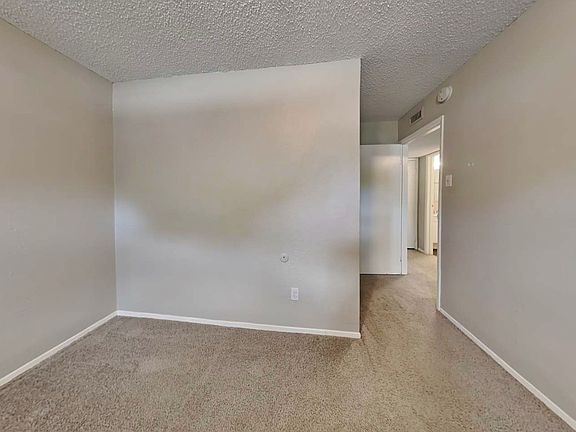 4th image of 416 Windridge Dr
