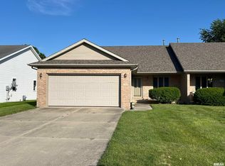 2304 Cormorant Dr, Springfield, IL 62711