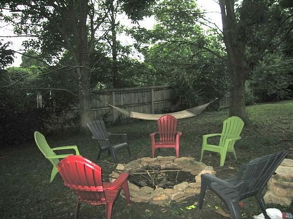 3rd image of 106 Orchard Ct