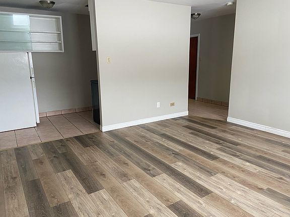 2nd image of 110 Breton Rd #2