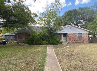 250 Sunnyland Dr, San Antonio, TX 78228