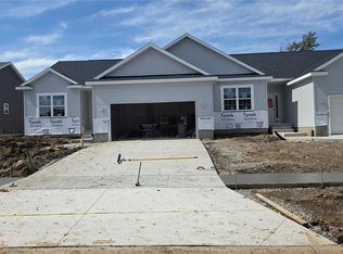 3063 Duckhorn Cv, Marion, IA 52302