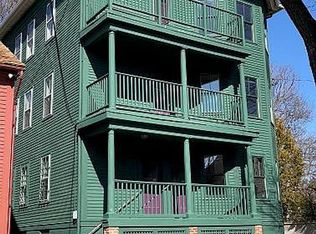 19 Arnold St, Providence, RI 02906