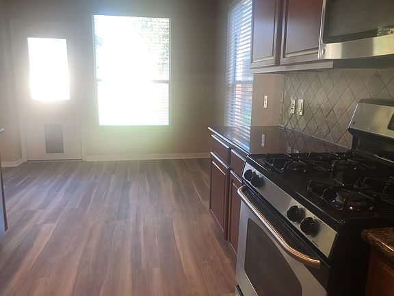 4th image of 2 W Montfair Blvd