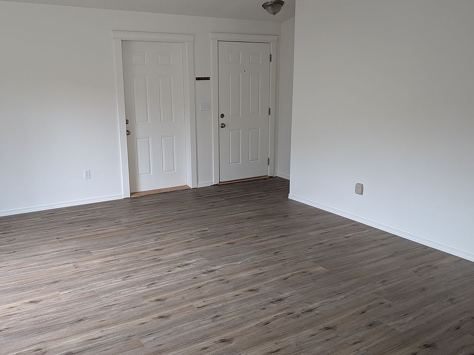 1st image of 790 SE Kierra Pl