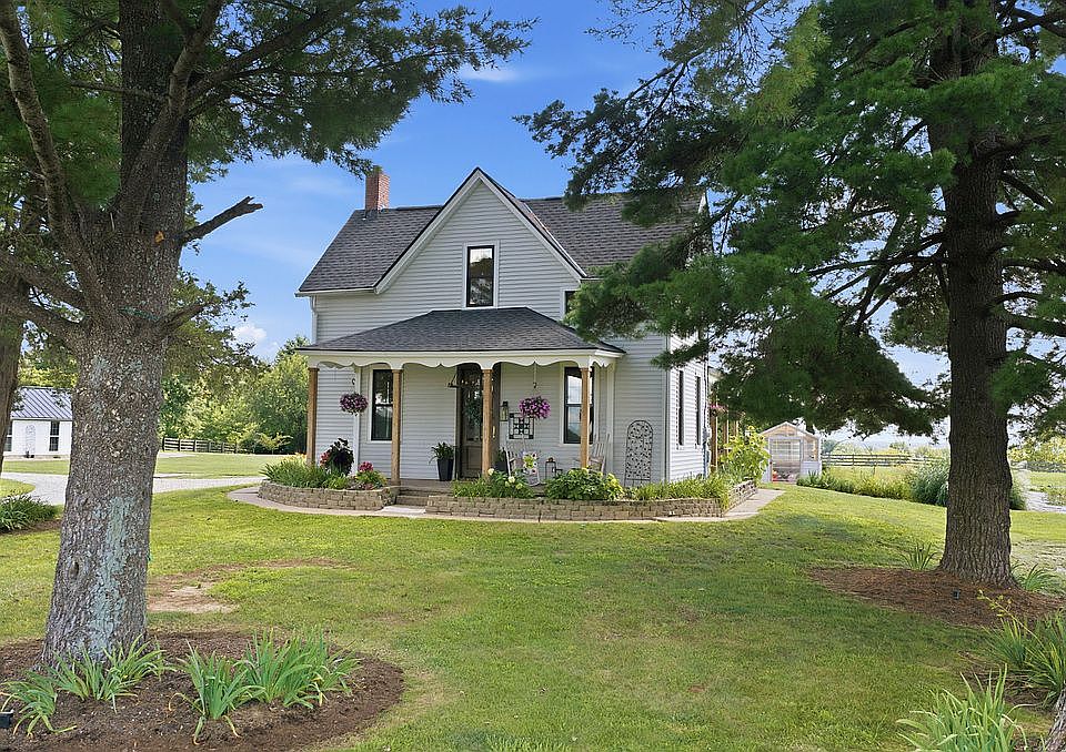 1st image of 8234 York Ridge Rd