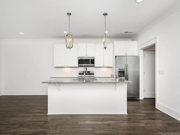 609 Lee St #B2 — Photo 16