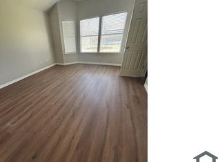 6433 Seaford Rd, Arlington, TX 76001