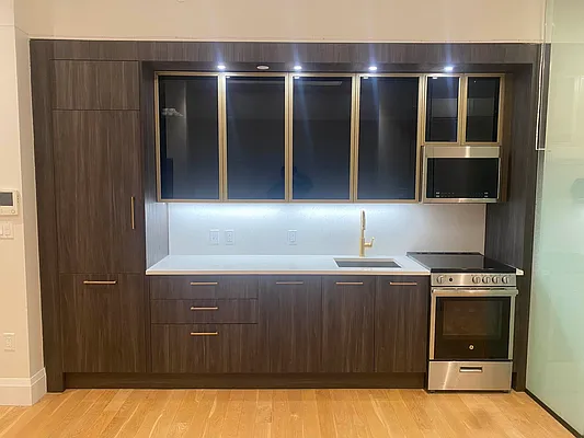 Rented by R New York | media 31