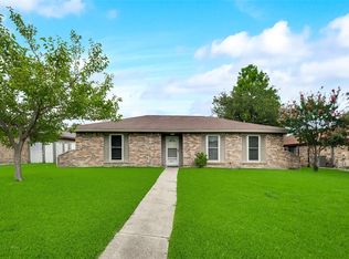 1217 Devonshire Ln, Mesquite, TX 75150