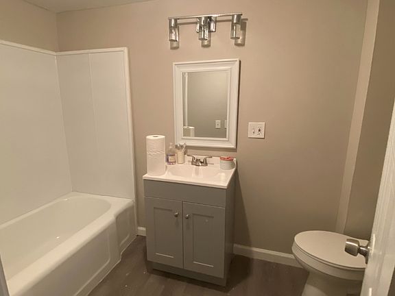 4th image of 14-16 Vigeant St #14-1