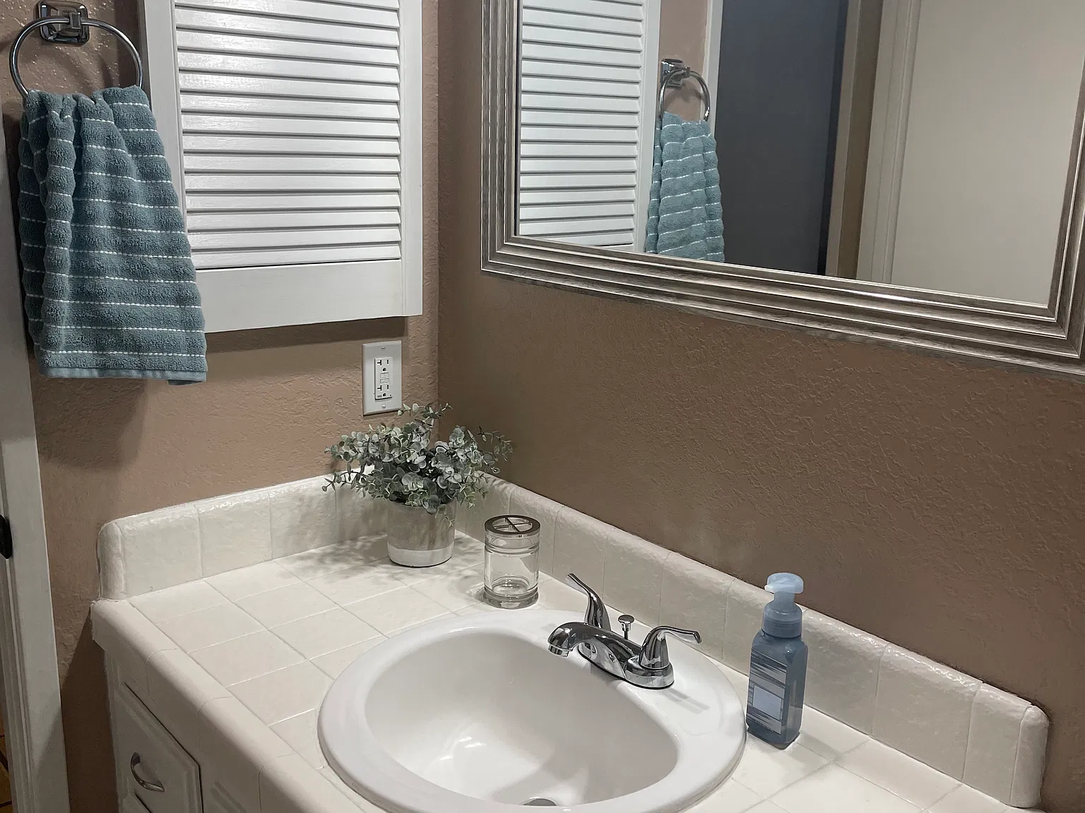 3 bed, 1572 sqft, $2,800 — Photo 3