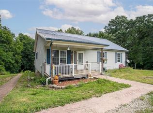 458 NE 200th Rd, Knob Noster, MO 65336