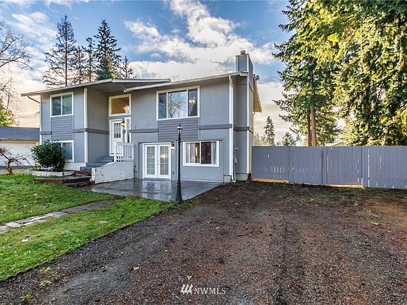 2nd image of 1114 187th St E