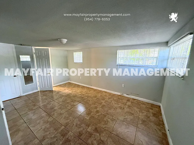 400 Opa Locka Blvd — Photo 14