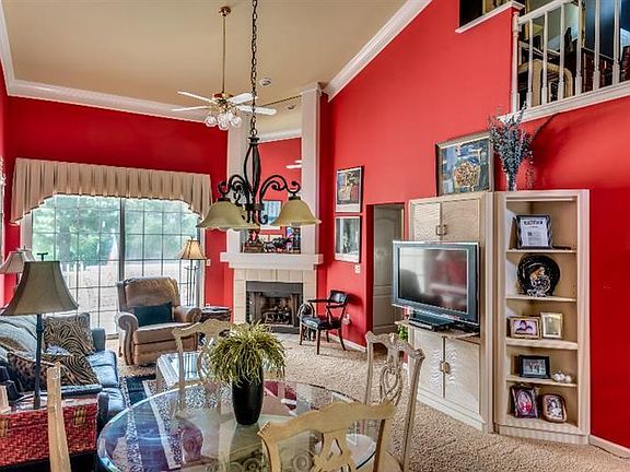 3rd image of 1082 Griffin Gate Dr