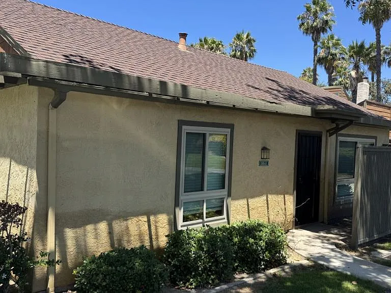 10541 Caminito Baywood — Photo 1