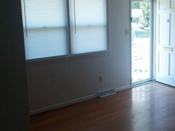 103 Westphal Dr, Hampton, VA 23669