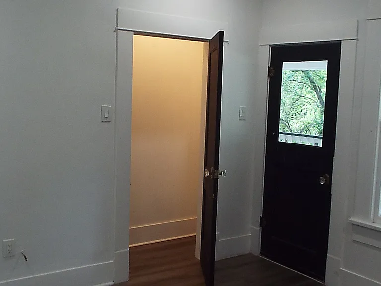 940 W Mulberry Ave #2 — Photo 3