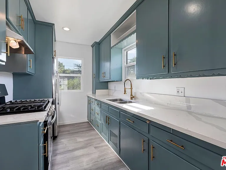 3706 Brunswick Ave — Photo 10