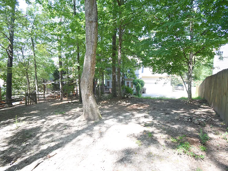 3704 Wind Ridge Pl — Photo 35