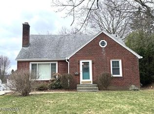 135 Allengate Ave, Pittsfield, MA 01201