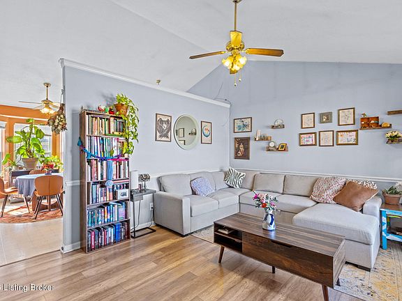 4th image of 4012 Cedarway Ct