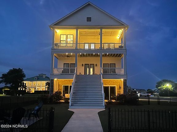 2nd image of 520 Cannonsgate Drive