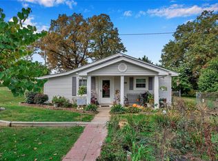 343 Lakeview Rd, Old Monroe, MO 63369