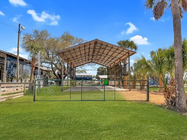 186 Ling St, Pt Saint Joe, FL 32456