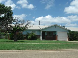 1407 Garland St, Plainview, TX 79072