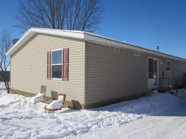 2049 Cheyenne Ave, Ionia, IA 50645