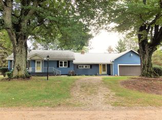 2741 Ward Rd, Eau Claire, MI 49111
