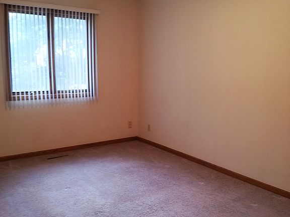 5th image of 3305 Wildbriar Ln