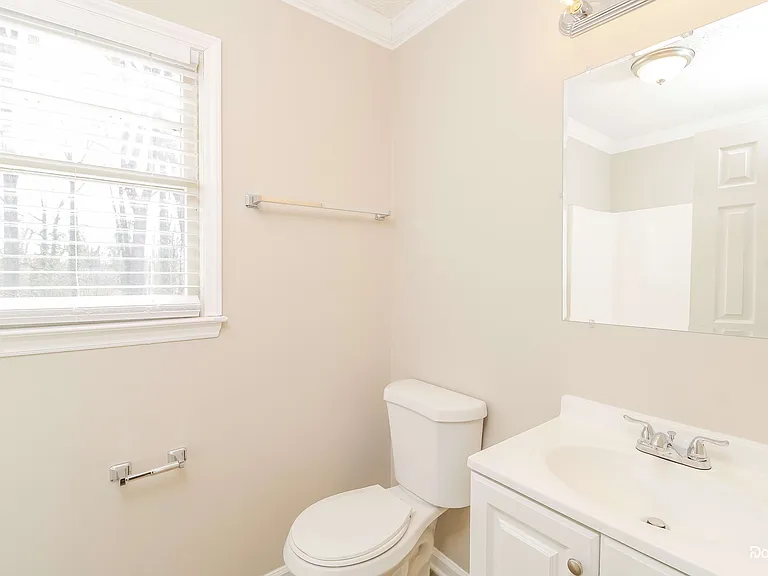 100 Buena Vista Ave — Photo 11
