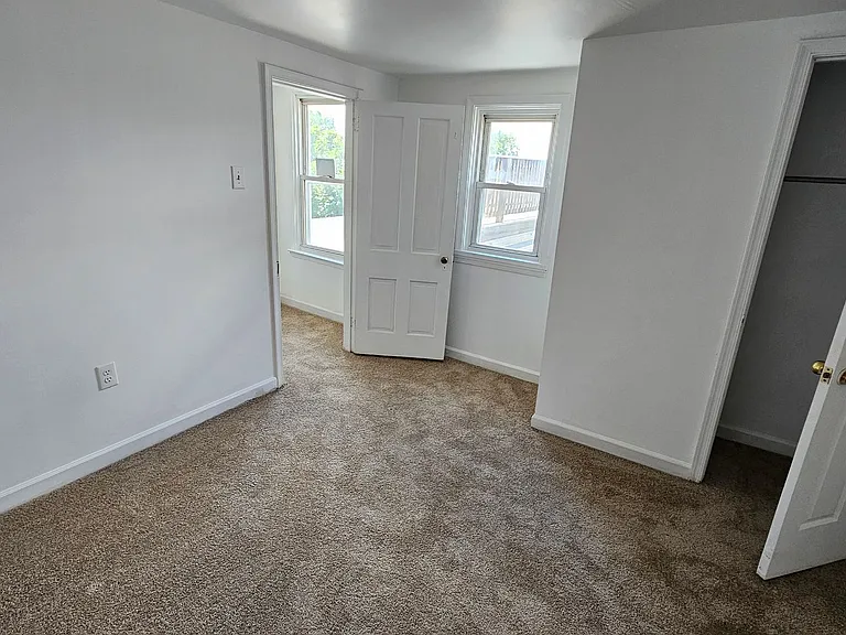 113 Broadway #1-4 — Photo 9